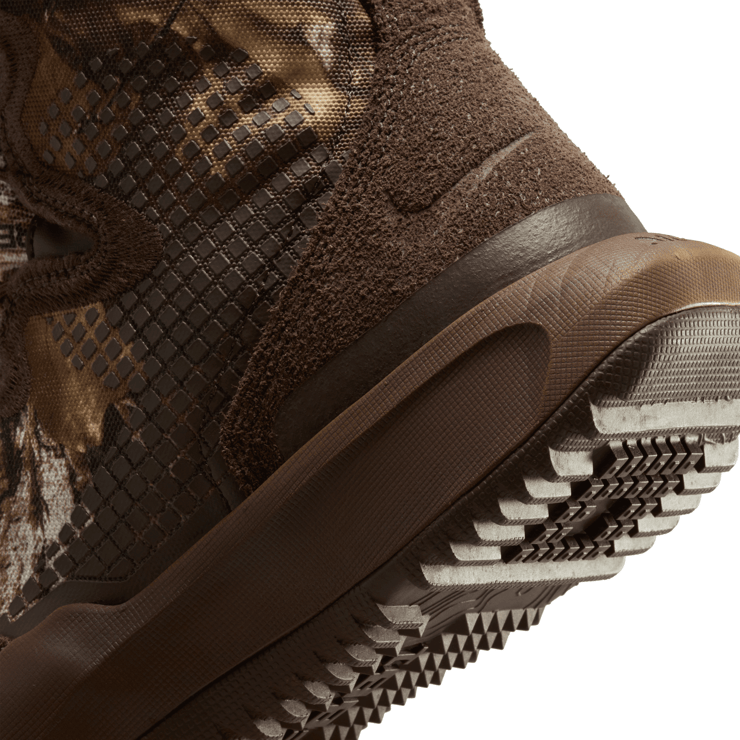 Nike SFB B2 Realtree® Boots Angle 3