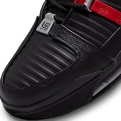 Nike LeBron 3 QS The Shop Angle 4