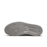 Jordan 1 Zoom CMFT Metallic Silver (W) Angle 0