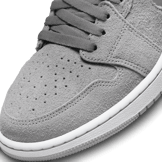 Jordan 1 Zoom CMFT Metallic Silver (W) Angle 4