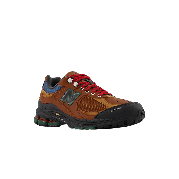 New Balance 2002R Hiking Brown Angle 2