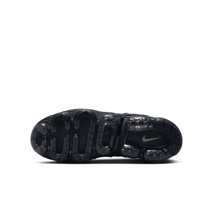 Nike Air VaporMax Plus Black Metallic Gold Anthracite Angle 0