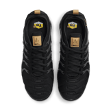 Nike Air VaporMax Plus Black Metallic Gold Anthracite Angle 1
