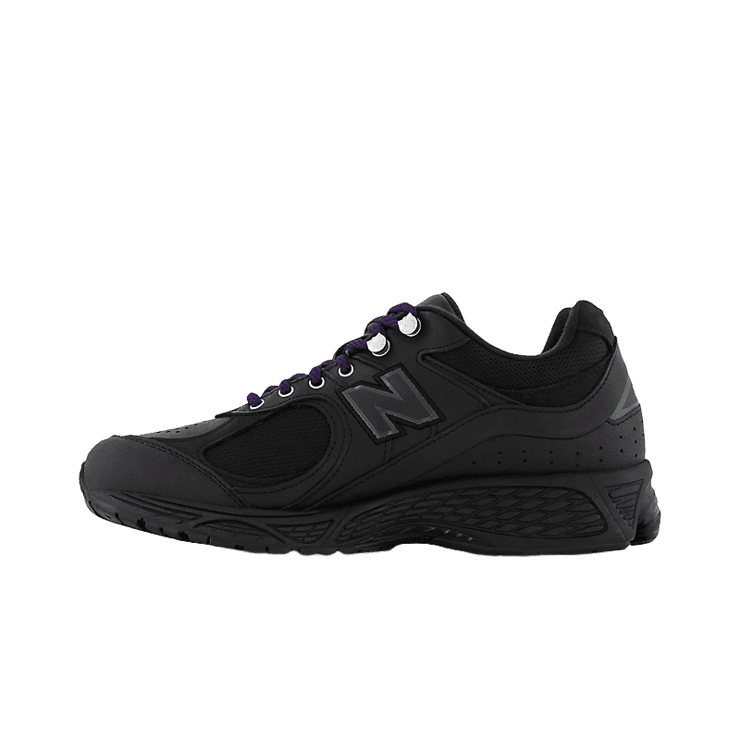 New Balance 2002R Hiking Black Angle 0