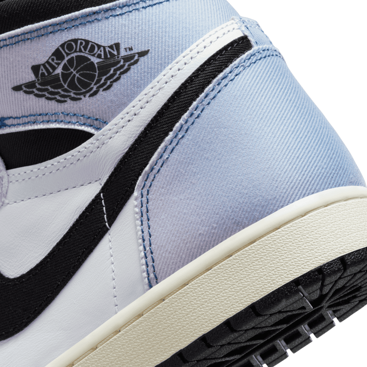 Air Jordan 1 High Craft Skyline Angle 5