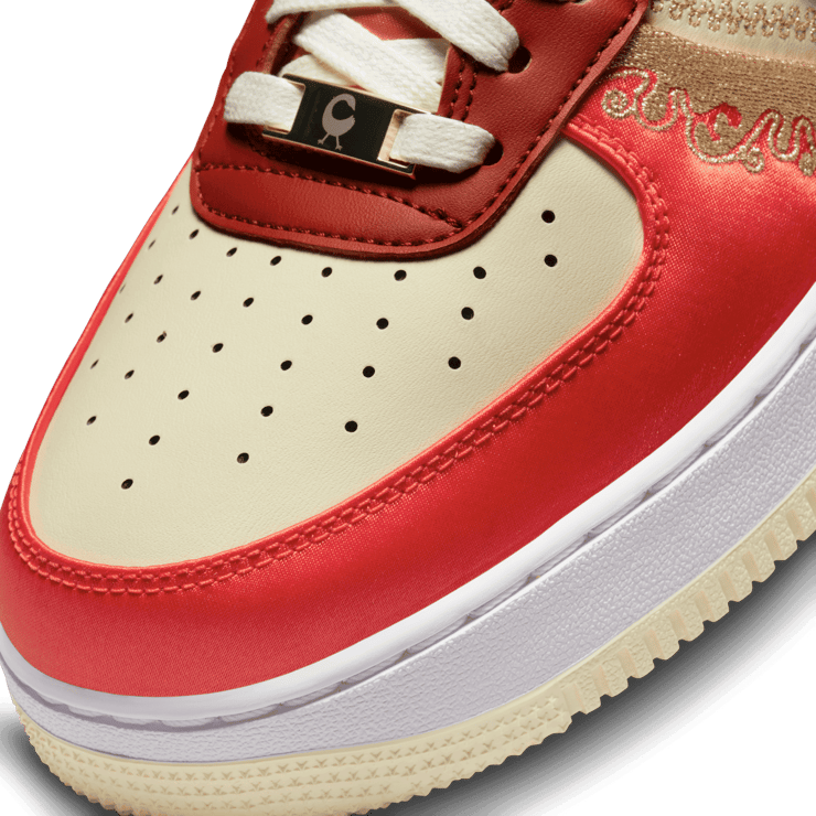 Nike Air Force 1 Low Premium Little Accra Angle 4