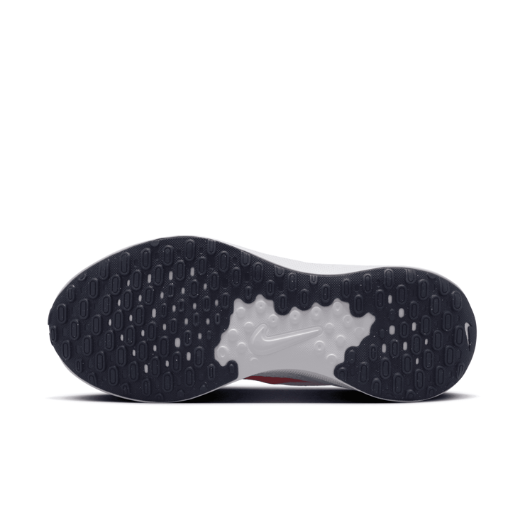 Nike Revolution 7 EasyOn Road Angle 0