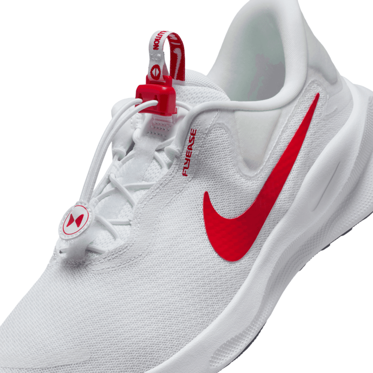 Nike Revolution 7 EasyOn Road Angle 7