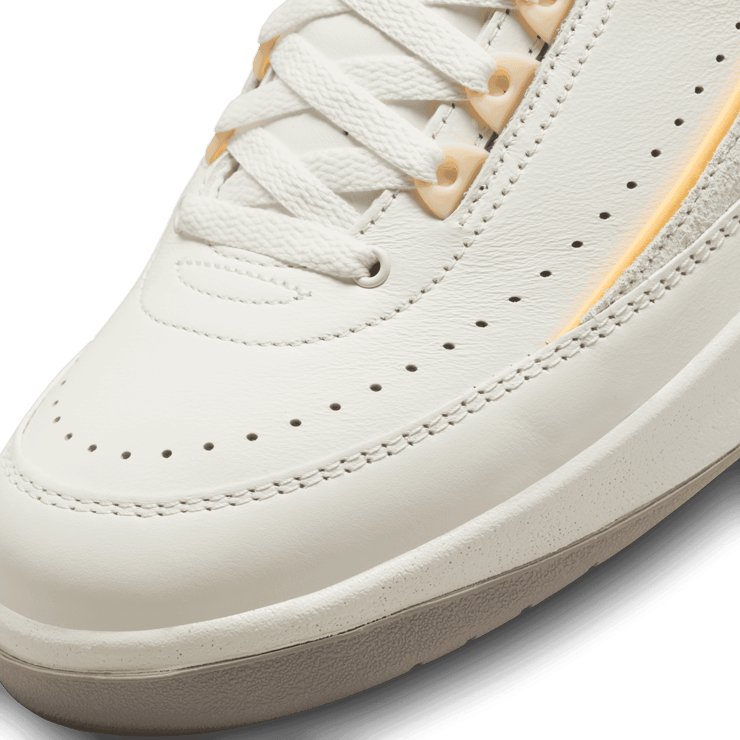 Air Jordan 2 Retro Low Craft Sail Angle 4