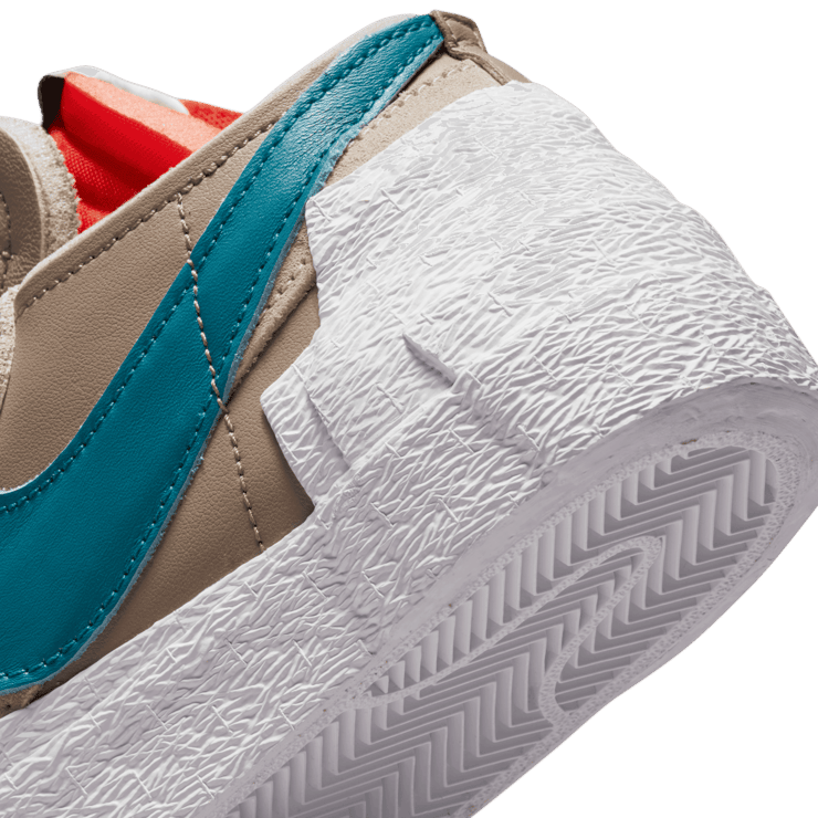 Nike Blazer Low sacai KAWS Reed Angle 5