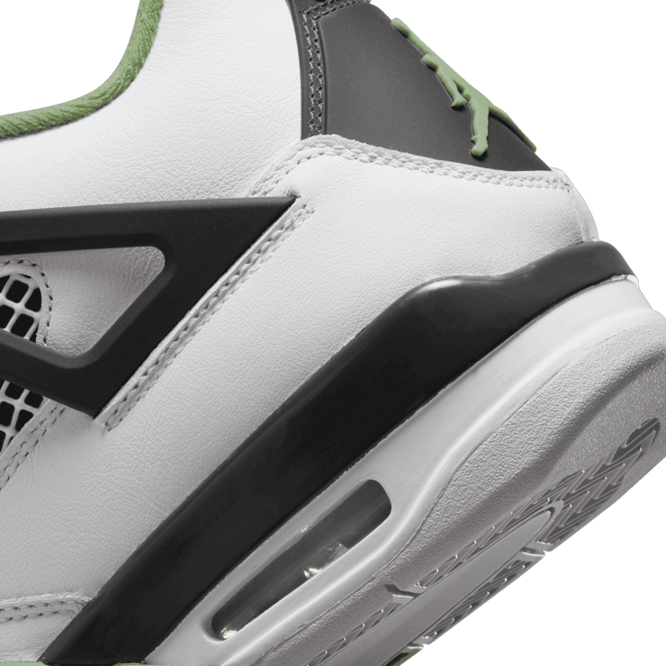 Air Jordan 4 Retro Seafoam (W) Angle 5