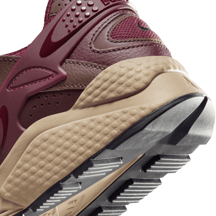 Nike Air Huarache Runner Night Maroon Angle 5