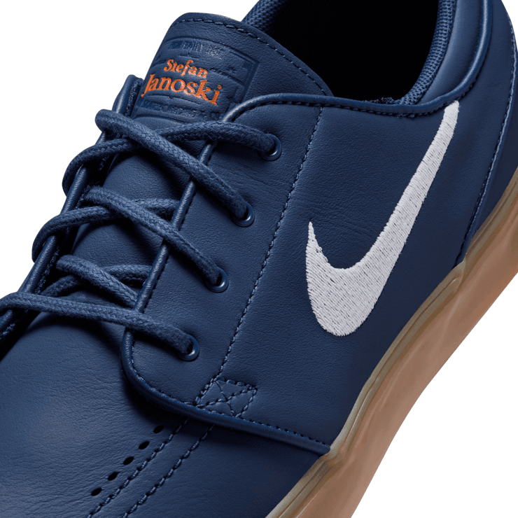 Nike SB Zoom Janoski OG+ Navy Angle 4