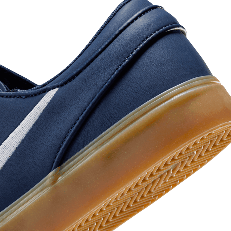 Nike SB Zoom Janoski OG+ Navy Angle 5