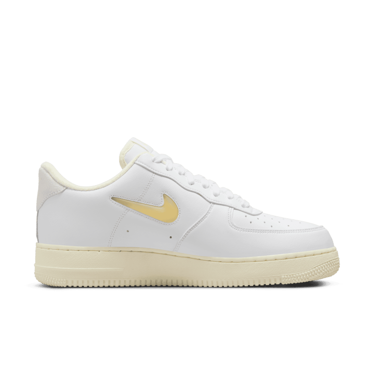 Nike Air Force 1 Pale Vanilla Angle 1