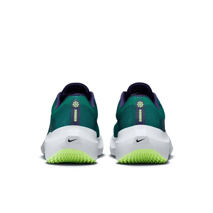 Nike Zoom Fly 5 Road Angle 4