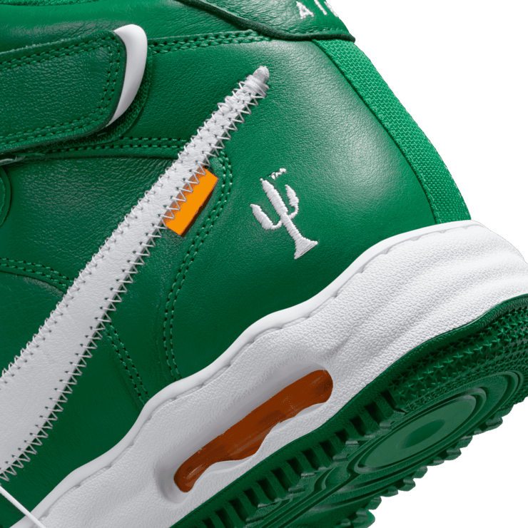 Nike Air Force 1 Mid Off-White Pine Green Angle 5