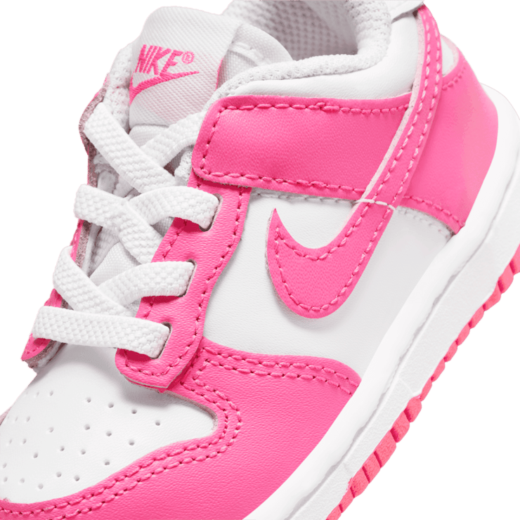 Nike Dunk Low Laser Fuchsia (TD) Angle 4