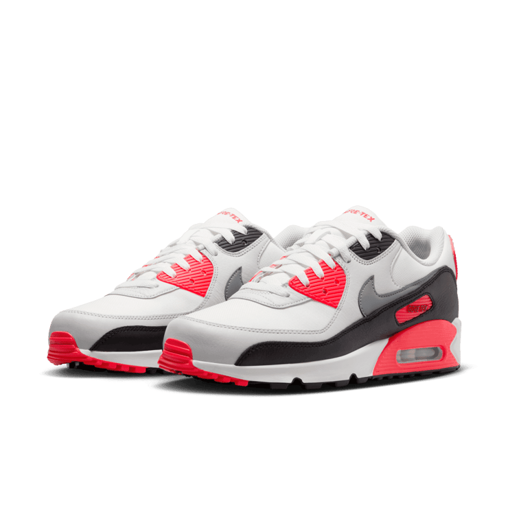 Nike Air Max 90 Gore-Tex Bright Crimson Angle 2