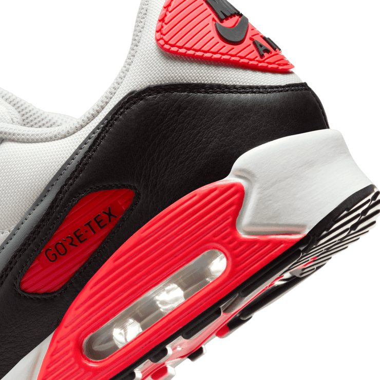 Nike Air Max 90 Gore-Tex Bright Crimson Angle 5