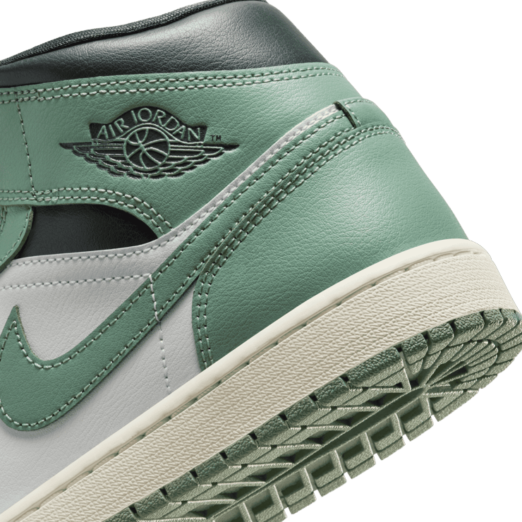 Air Jordan 1 Mid Jade Smoke (W) Angle 5