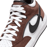 Nike SB React Leo Light Chocolate Angle 4