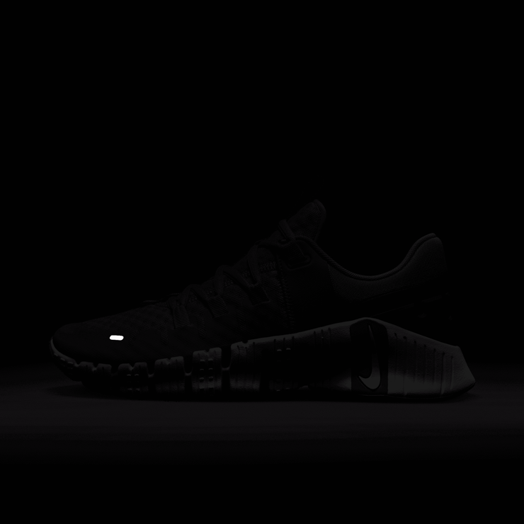 Nike Free Metcon 5 'Pink Oxford' (W) Angle 7