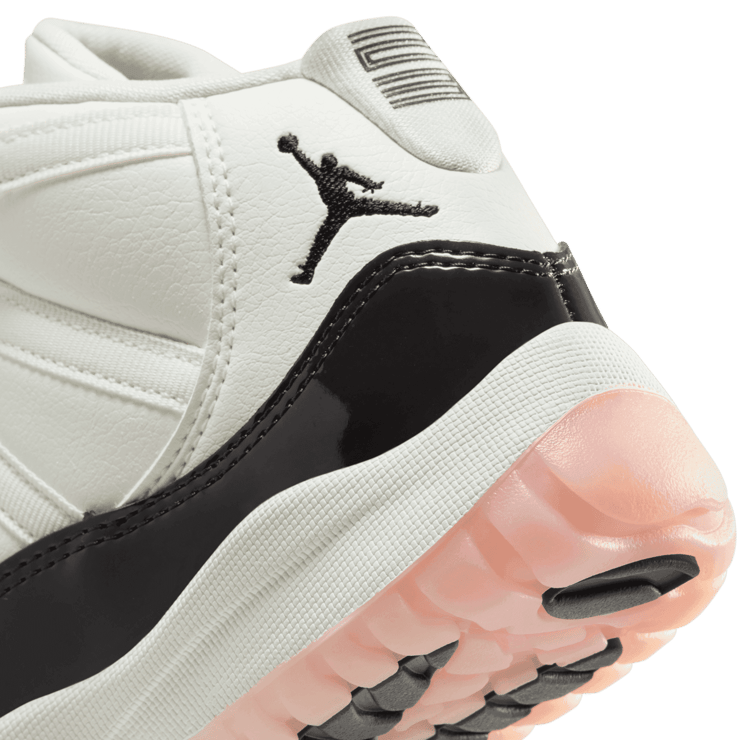 Air Jordan 11 Retro Neapolitan (PS) Angle 5