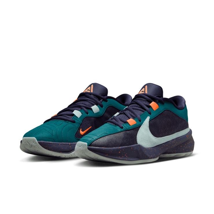 Nike Zoom Freak 5 Nigerian Nightmare Angle 3