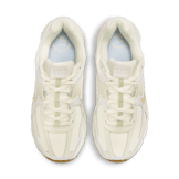 Nike Zoom Vomero 5 Lemon Lime (W) Angle 1