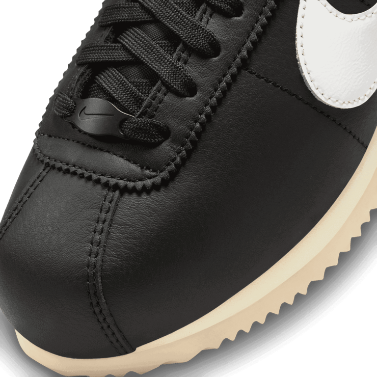 Nike Cortez Black Sail (W) Angle 4