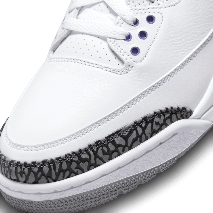 Air Jordan 3 Dark Iris Angle 4