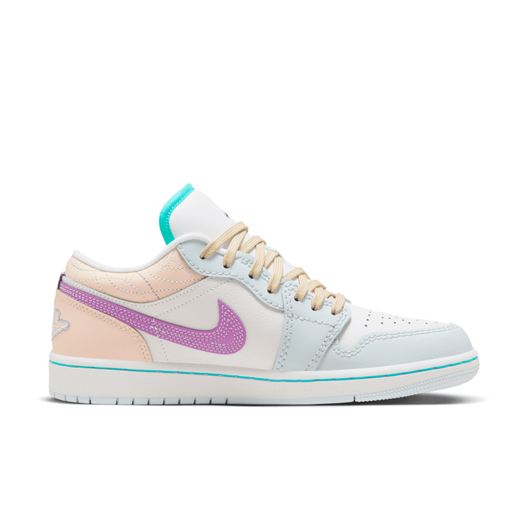 Air Jordan 1 Low 'Multi-Color Sashiko' (W) Angle 1