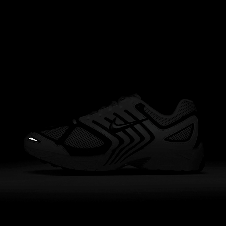 Nike Air Pegasus 2K5 White Black Angle 8