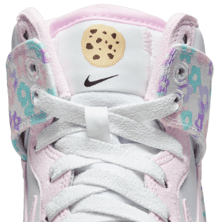 Nike Dunk High Doernbecher Macey Bodily (2023) Angle 6