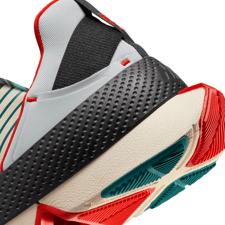 Nike Go Flyease Doernbecher Christopher Musquiz Jr. (2023) Angle 6