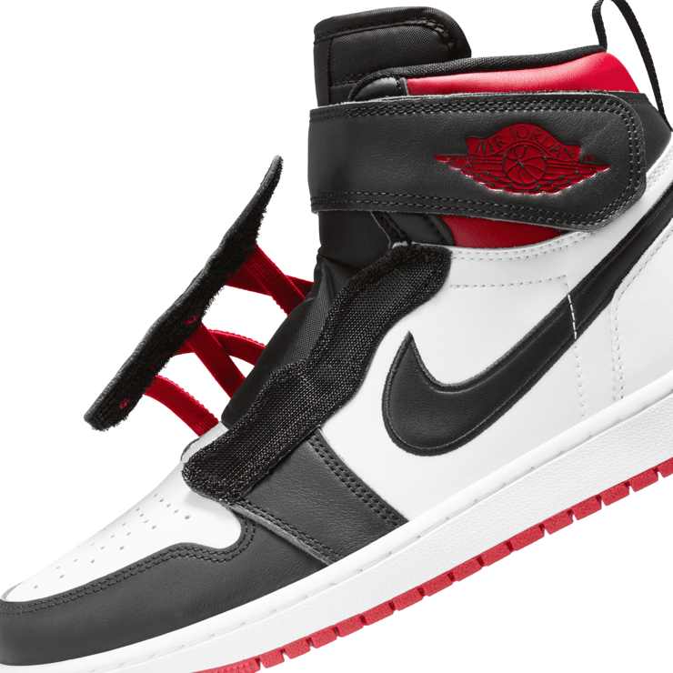 Air Jordan 1 High FlyEase 'Gym Red Black Toe' Angle 3