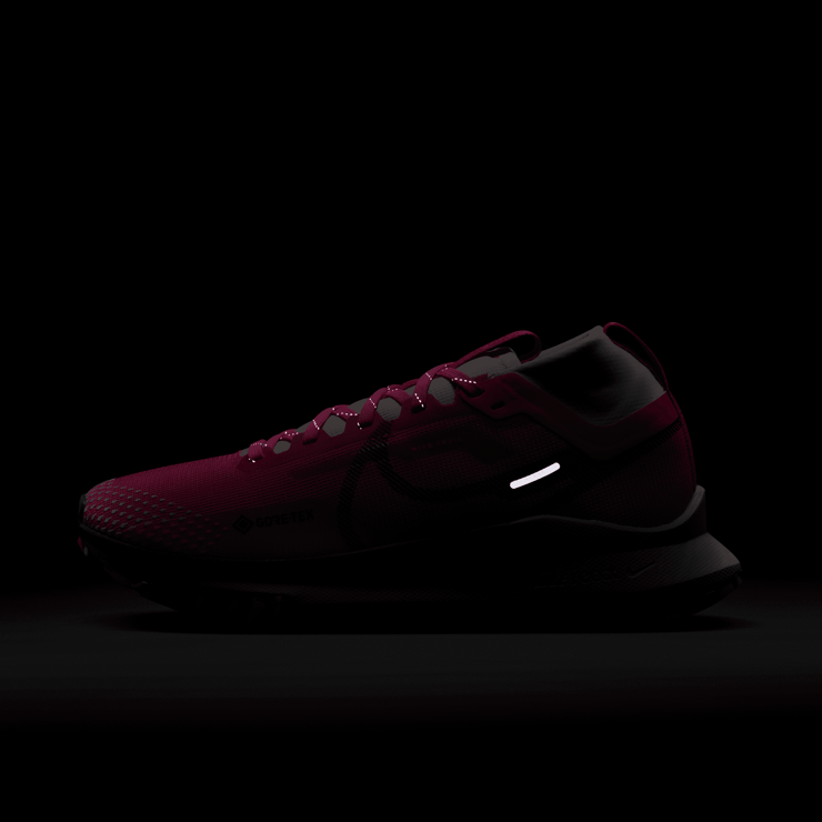 Nike React Pegasus Trail 4 GORE-TEX 'Fireberry Purple Ink' (W) Angle 8