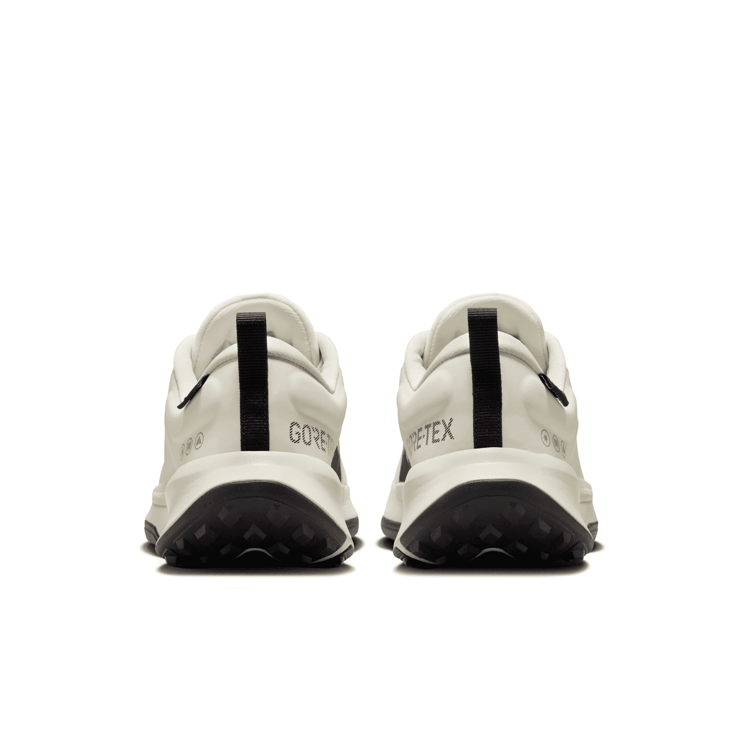 Nike Juniper Trail 2 GORE-TEX 'Pale Ivory Black' (W) Angle 4