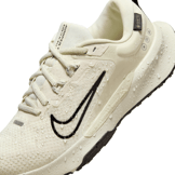 Nike Juniper Trail 2 GORE-TEX 'Pale Ivory Black' (W) Angle 9