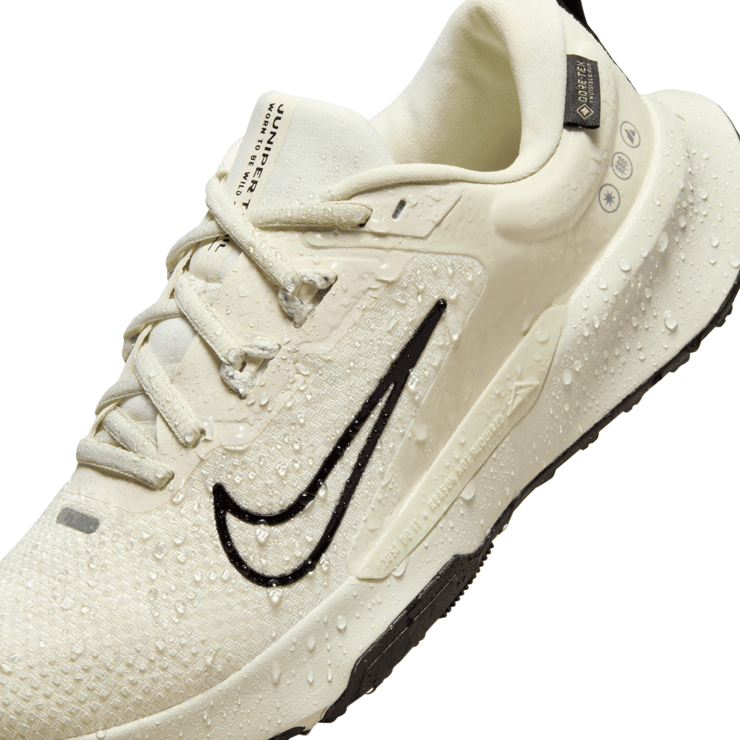 Nike Juniper Trail 2 GORE-TEX 'Pale Ivory Black' (W) Angle 9