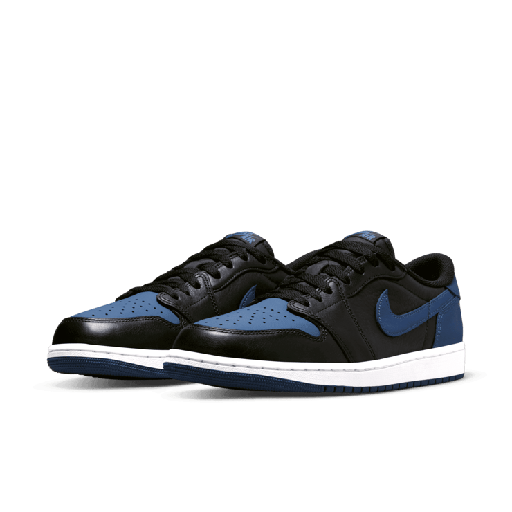 Jordan 1 Low Mystic Navy Angle 2