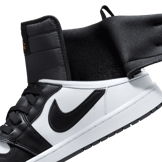 Air Jordan 1 High Flyease Black Toe Grape Angle 9