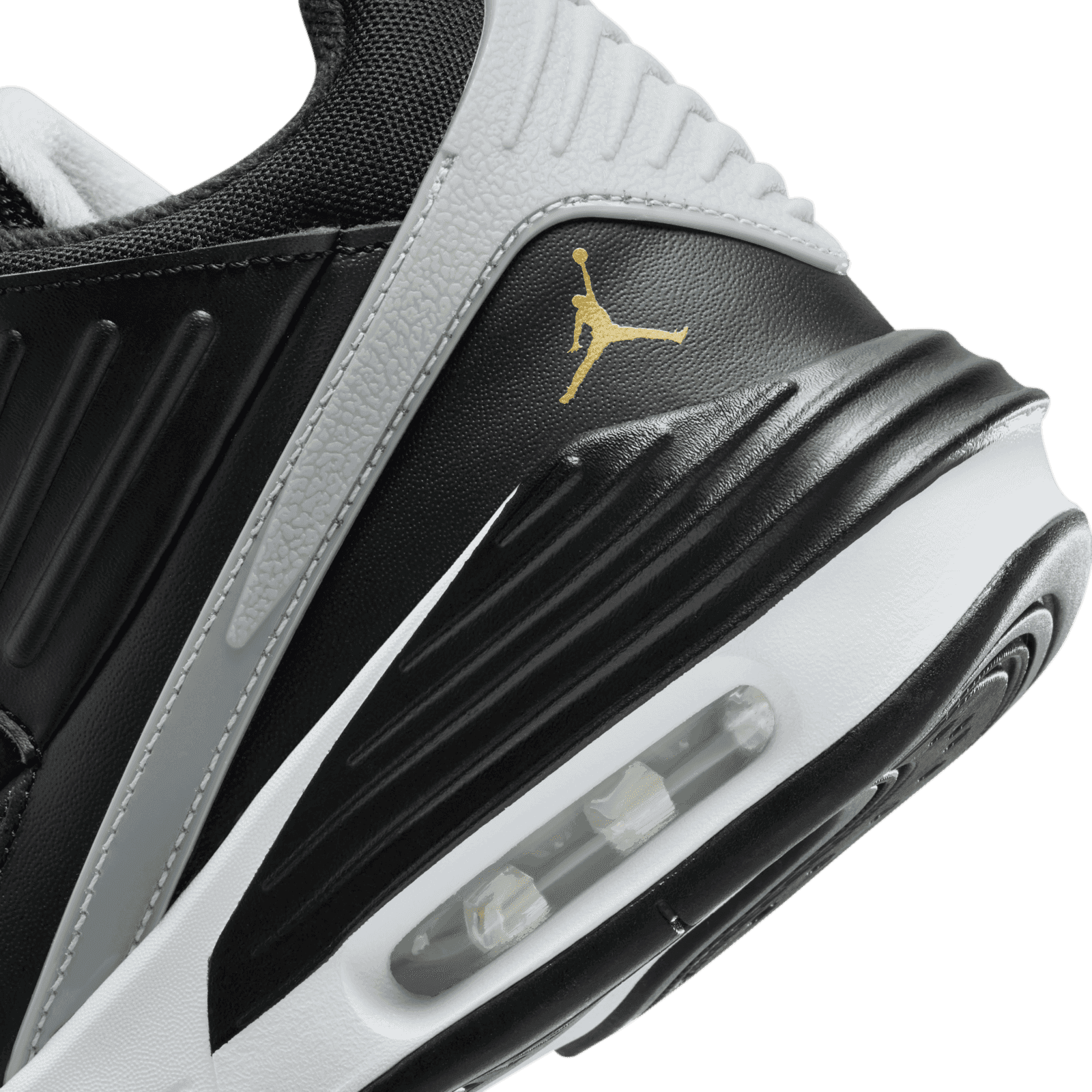 jordan max aura trainer