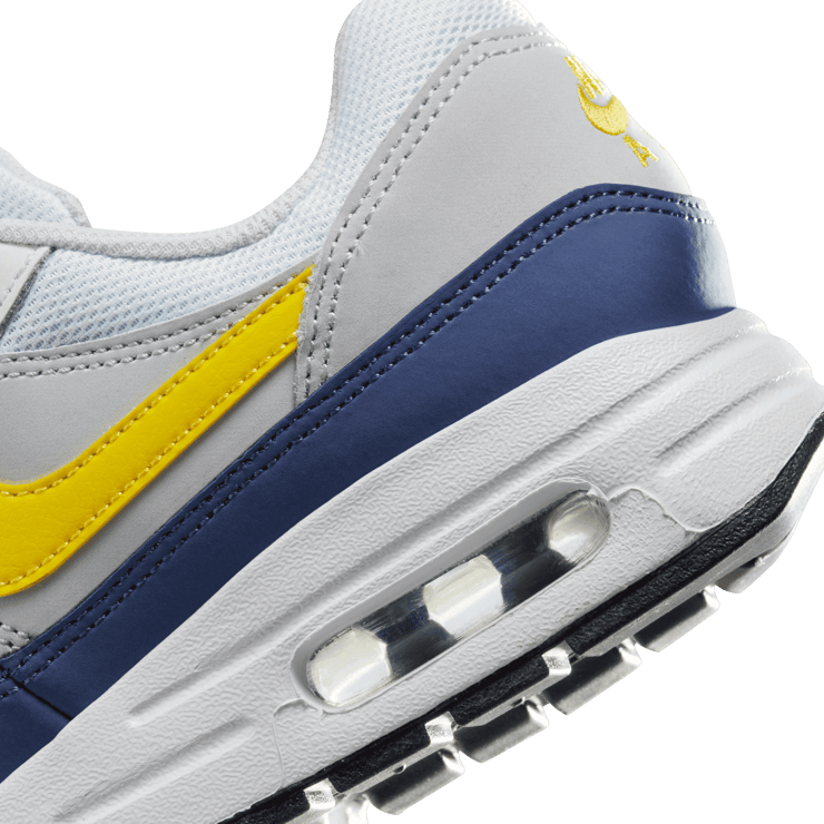 Nike Air Max 1 White Yellow Blue (GS) Angle 5