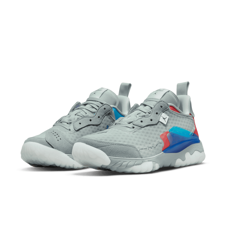 Jordan Delta 2 SE 'Pure Platinum' Angle 2
