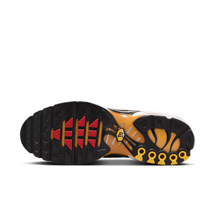 Nike Air Max Plus Sunset Angle 0