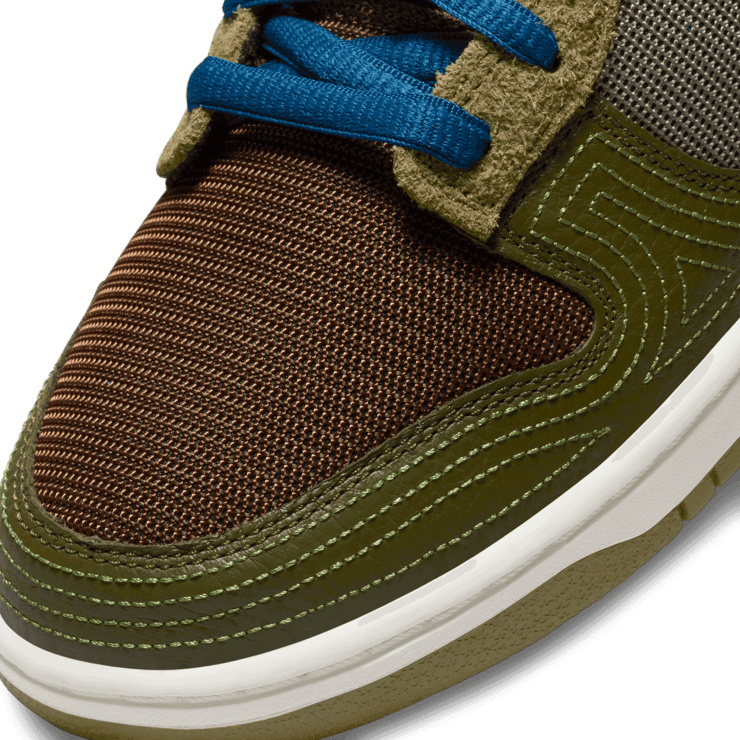 Nike Dunk Low Cacao Wow Angle 4