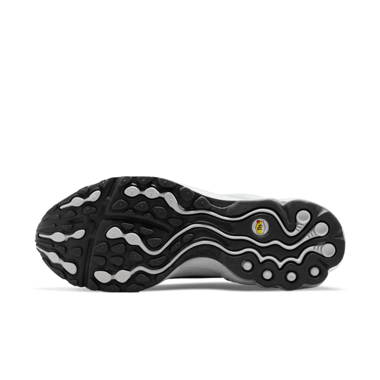 Nike Air Tuned Max 'Smoke Grey' Angle 0