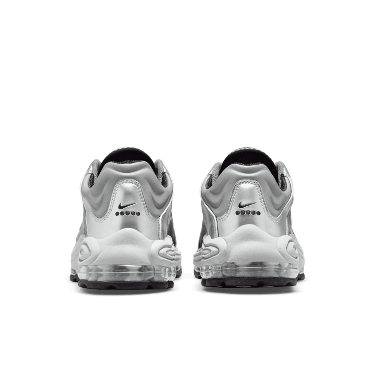 Nike Air Tuned Max 'Smoke Grey' Angle 3